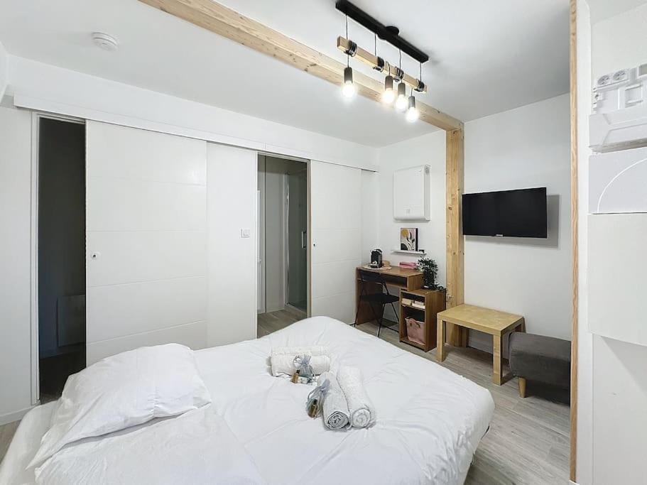 Opale - Centre Historique - Proche Gare - Calme Apartment แรนส์ ภายนอก รูปภาพ